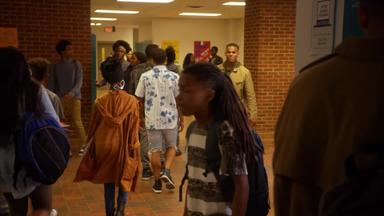 Poster episodio Un Paso Adelante 1x2