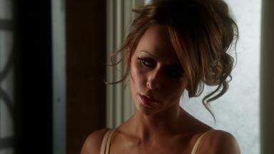 Poster episodio The Client List 1x1