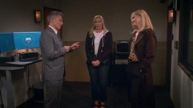 Poster episodio Leanne 1x11