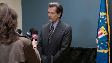 Poster episodio City on a Hill 1x8