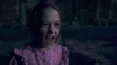 Poster episodio La maldición de Bly Manor 1x8