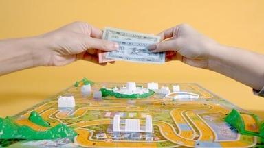 Poster episodio El dinero, en pocas palabras 1x3