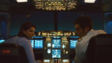 Poster episodio El camino de la noche 1x1