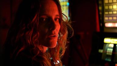 Poster episodio Los Dos Lados del Abismo 1x1