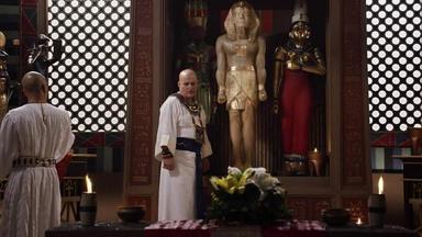 Poster episodio Moisés y los diez mandamientos 1x117