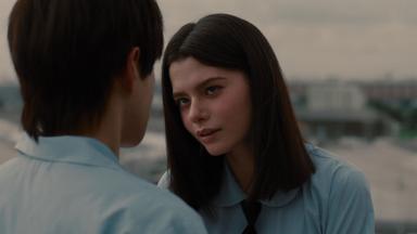 Poster episodio La chica nueva: El reinicio 1x1