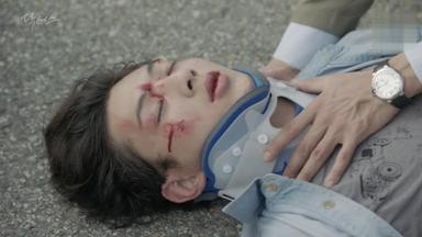 Poster episodio Doctores 1x8