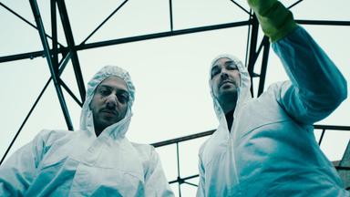 Poster episodio Perros de Berlín 1x10