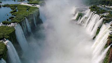 Poster episodio Nuestro Planeta 1x7