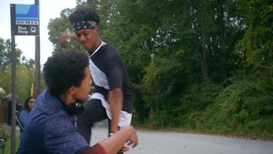 Poster episodio Un Paso Adelante 1x10