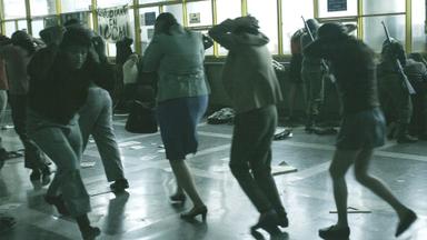 Poster episodio Un Extraño Enemigo 1x5