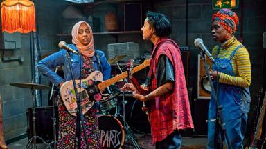 Poster episodio We Are Lady Parts 1x3