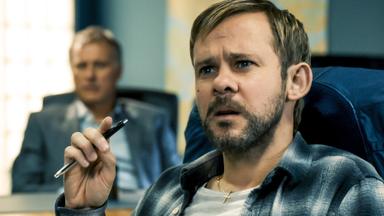 Poster episodio Código 100 1x4