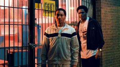 Poster episodio Black Mafia Family 4x1