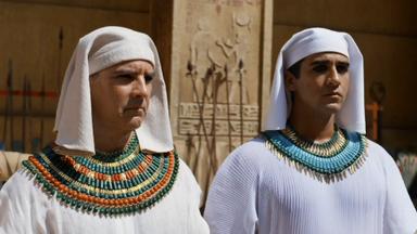 Poster episodio Moisés y los diez mandamientos 1x11