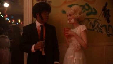 Poster episodio When the Streetlights Go On 1x8