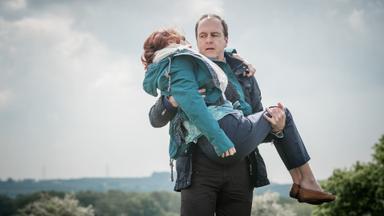 Poster episodio Paranoid 1x4