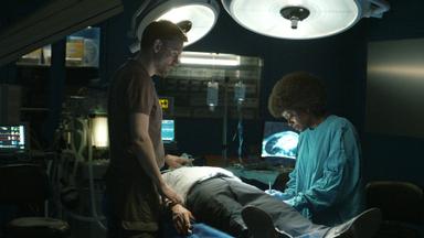 Poster episodio El camino de la noche 1x5