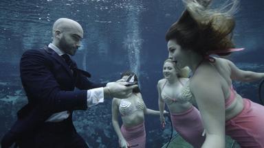 Poster episodio Morir por arte de magia 1x2