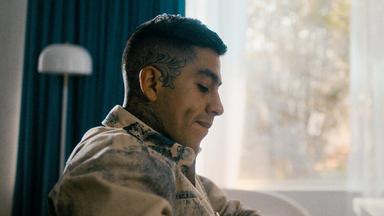 Poster episodio Vgly 2x2