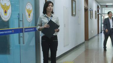 Poster episodio Extracurricular 1x8