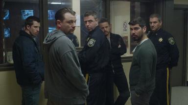 Poster episodio Seven Seconds 1x8