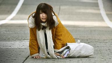 Poster episodio El amor te hace llorar 1x2