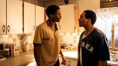 Poster episodio Black Mafia Family 4x6