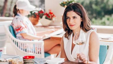 Poster episodio Hotel Costiera 1x5