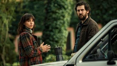 Poster episodio Dime tu nombre 1x1