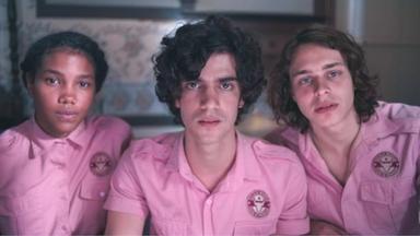 Poster episodio El reto del beso 1x2