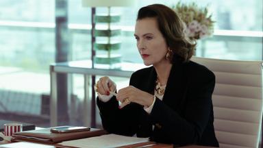 Poster episodio La casa de modas 1x8