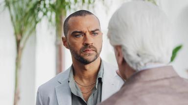 Poster episodio Hotel Costiera 1x1