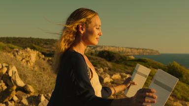 Poster episodio White Lines 1x10