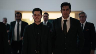 Poster episodio Aquí en la Tierra 1x1