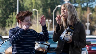 Poster episodio Mi loca tía Mick 1x12