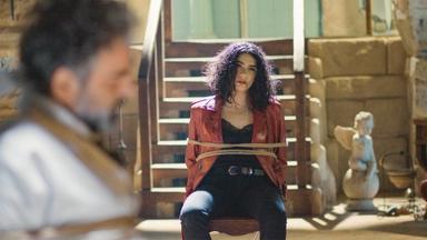 Poster episodio Hakan, el protector 1x5