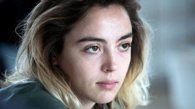 Poster episodio Ad Vitam 1x1