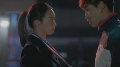 Poster episodio El Peso del Amor 1x1