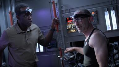 Poster episodio Lejos 1x6