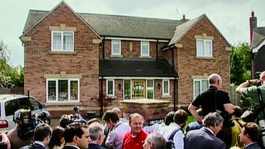 Poster episodio The Disappearance of Madeleine McCann 1x5