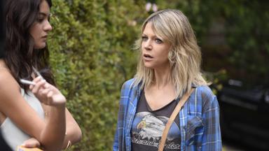 Poster episodio Mi loca tía Mick 1x1