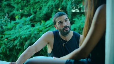 Poster episodio Sagrada familia 1x7