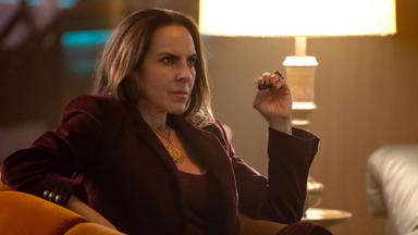 Poster episodio La Chica Que Limpia 4x8