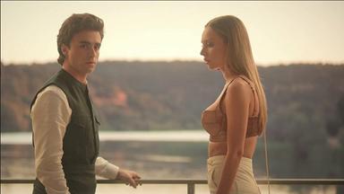 Poster episodio Elite Histórias Breves: Carla Samuel 1x1