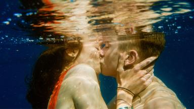 Poster episodio Arenas movedizas 1x1