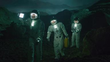 Poster episodio Otra vida 1x2