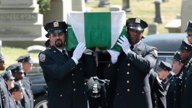 Poster episodio Shades of Blue 1x9