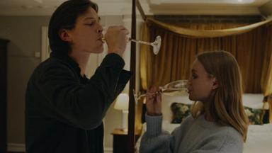 Poster episodio Threesome 1x7