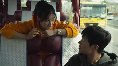 Poster episodio Extracurricular 1x3